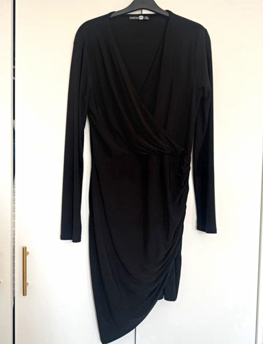 Boohoo black ruched asymmetric - black,