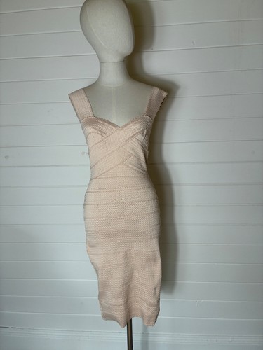 New look neutral stretch - look,