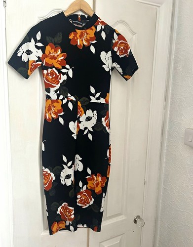 Prettylittlething size black - size, 8