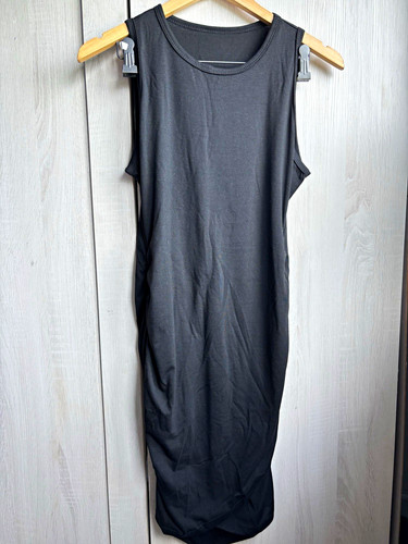 Black bodycon midi dress - black,