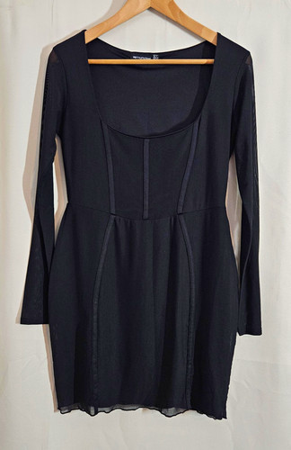 Prettylittlething black - uk,