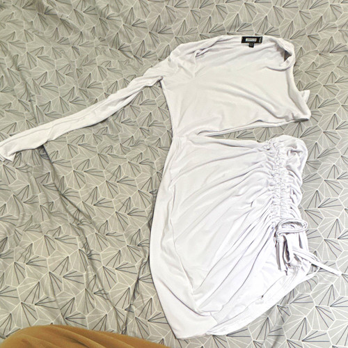 Missguided white one - one, shoulder